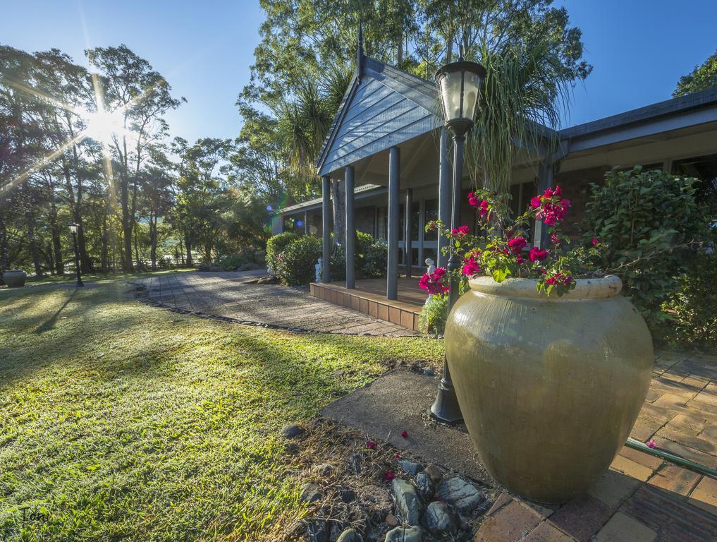 Mccarthy Lake House Maleny Ruang foto